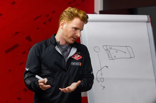 Абаскаль – не тренер? «Спартак» не спасает даже качественная селекция