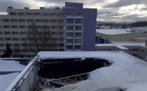 Катастрофа в Новогорске. Рухнула крыша бассейна на Олимпийской базе