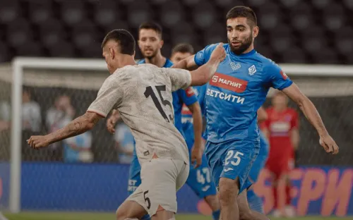 Массовая драка и пять удалений. Товарищеский матч чемпиона России превратился в бойню