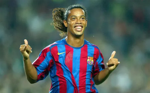 Он и есть красота футбола. Почему Рональдиньо стоя аплодировал весь Мадрид?