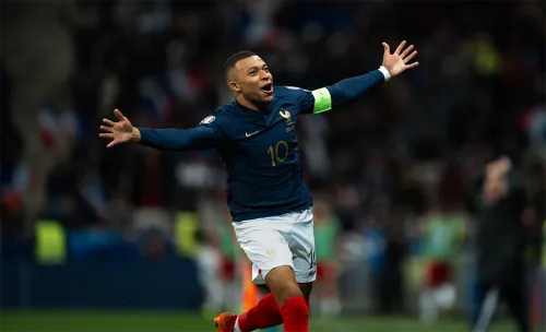 Круче Месси и Роналду. Мбаппе забил 300-й гол в карьере в неполные 25