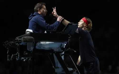 Благородный поступок российского теннисиста. Рублëв красиво отреагировал на ошибку судьи