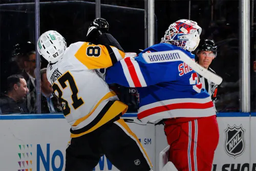 Шёстеркин врезал Кросби по лицу. Сидни разозлился и повторил легендарный рекорд Гретцки