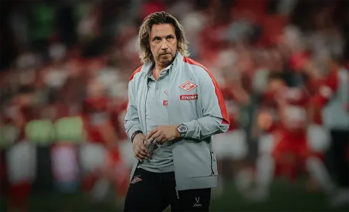 «Царь» в «Спартаке». Сбылась мечта Мостового, но не всё так складно