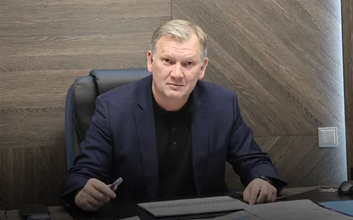 «Я бы установил в ФНЛ потолок зарплат». Как «лучшая лига мира» сражается за зрителя?