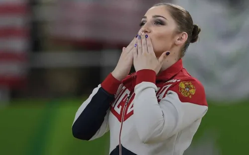 Тяжёлая травма привела её к золоту ОИ. Стойкая гимнастка возвращалась в спорт дважды