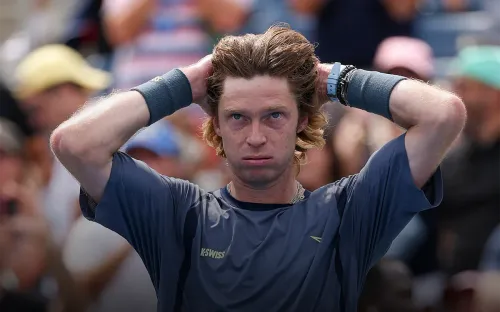 Рублёв хандрит. Ужасная осенняя пора продолжилась поражением от седого англичанина