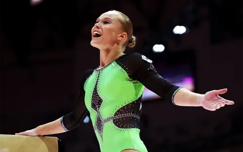 Взяла золото под «Знаешь ли ты». Артистичная Мельникова снова стала абсолютной чемпионкой