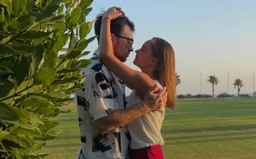 Прямиком по стопам сестры? Ещё одна Аверина обрела счастье в отношениях с фигуристом