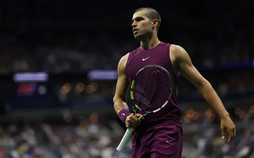 «Ставлю сам». Пари на победу и тотал больше в матче Дардери – Алькарас на US Open – 2025