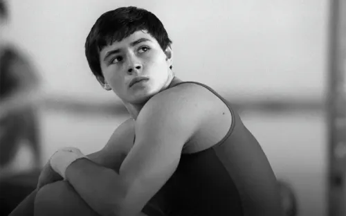 Выжил в страшной аварии и покорил ОИ. Но испытание славой он пройти не смог