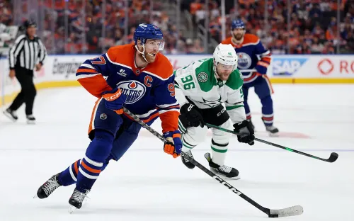 «Эдмонтон» повёл в серии с «Далласом». Удастся команде Дадонова переломить ход событий? 