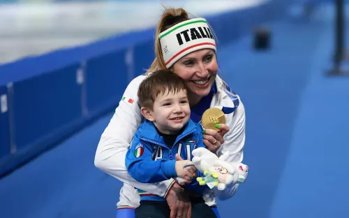Мама Италия! Выиграла золото Олимпиады и рванула к сыну