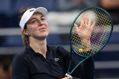 Поздравила с 8 Марта. Павлюченкова прихлопнула безвестную испанку