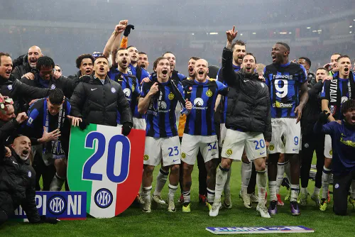 «Интер» выиграл чемпионство в дерби! На глазах 70 тысяч фанатов «Милана»