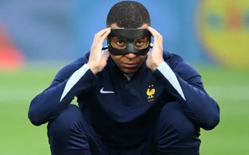 Франция не может забить без Мбаппе. Его отсутствие с Польшей поставит крест на плей-офф
