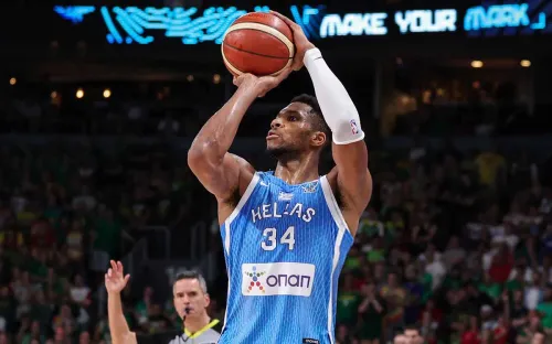 Адетокунбо и Шенгюн встретятся лицом к лицу. Кто выведет свою команду в финал Евробаскета?