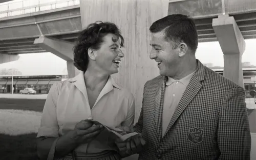 Страсть или холодный расчёт? Олимпийская чемпионка уехала в США со звёздным американцем