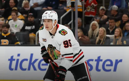 Русская «Кобра» атаковала, не раздумывая. Михеев поймал вратаря и начал разгром соперника