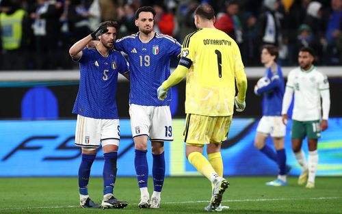 Провал Украины, Италия ещё жива, Косово — один шаг до мечты. Главное из стыковых матчей