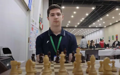 Под шум одобрения МОК. Российские шахматисты пробиваются сквозь барьеры ФИДЕ