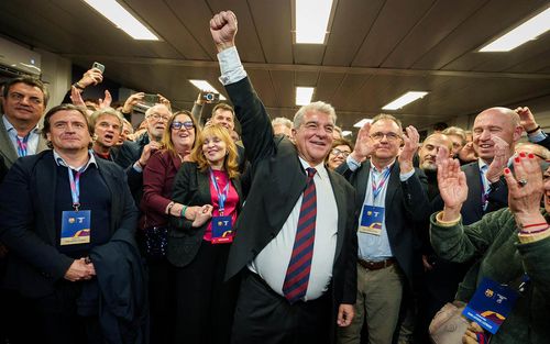 Ура, Лапорта остаётся! Почему стабильный президент лучше бизнесмена-популиста