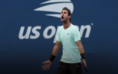 Дикий провал лучшего теннисиста России. Победа у Карена была уже в кармане