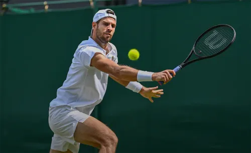 Молодой японец попил крови у Карена. Хачанов перевернул игру после провального старта