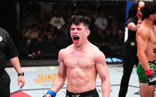 Джош Эмметт – Кевин Вальехос: дата и время начала, где смотреть трансляцию, полный кард UFC Fight Night 269