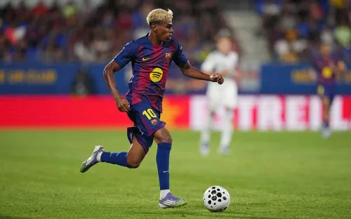 Ямаль под 10-м номером готов рвать Ла Лигу. Железные варианты ставок на звезду «Барселоны»