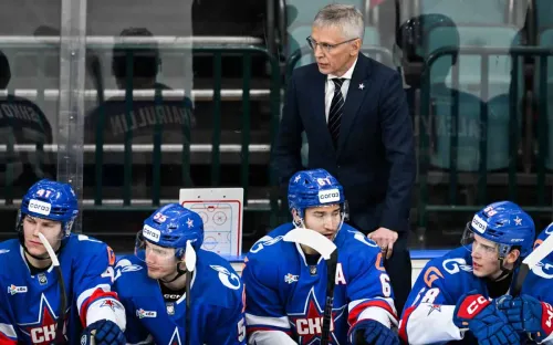 Прогноз на матч СКА — «Локомотив». Остановят ли петербуржцы «железнодорожников»?