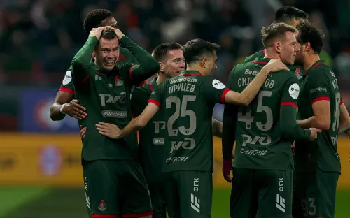 Разгром на фоне шедевра. «Локомотив» вновь вернул законное место лидера РПЛ