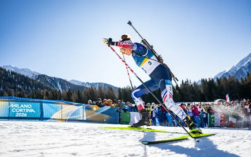 Женская биатлонная эстафета на Олимпиаде-2026. Кто помешает француженкам забрать золото?