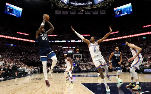 «Миннесота» громит соперника в третьем матче. Придёт ли «Оклахома» в себя в четвёртом?