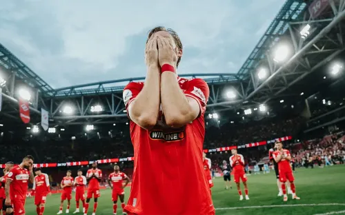 Не берёт в рубку. Карпин снова оставил вне заявки сборной опорника «Спартака»