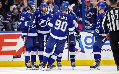 «Детройт» — «Тампа-Бэй». Кучеров наберёт очки в восьмом матче подряд?