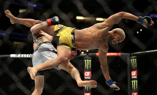 Соперник Умара подбит, но опасен. Расклады до боя Нурмагомедова