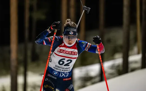 Женский масс-старт на Кубке мира по биатлону. Продолжение французского доминирования