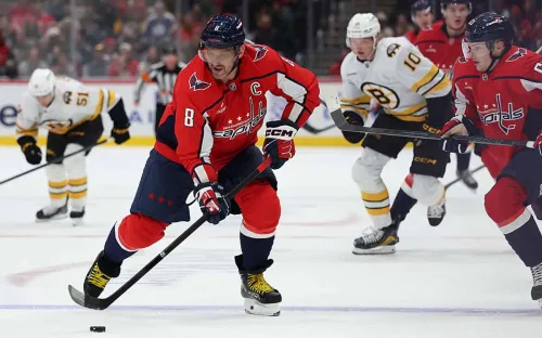 «Вашингтон» открывает сезон НХЛ матчем с «Бостоном». Ждать дебютной шайбы от Овечкина?