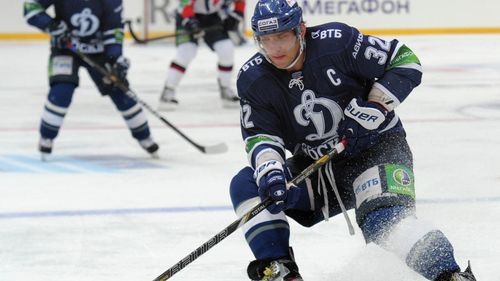 С кем играть и в чём минусы. Разбираем возможное возвращение Овечкина в «Динамо»