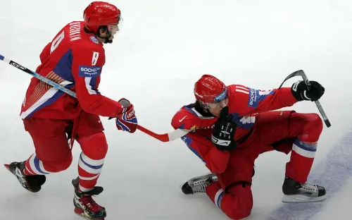 Отмечали гол с американцами. Как Овечкин и Малкин глумились над соперниками на МЧМ