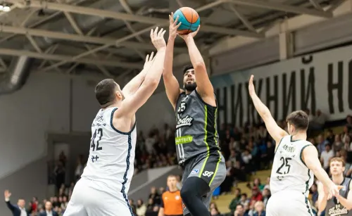 Прогноз на матч «Пари НН» – «Автодор». Волжское дерби аутсайдеров лиги