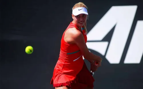 «Вывези их всех». Австрийка Потапова и узбекистанка Тимофеева попали в сюжет боевика