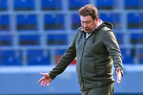 Слуцкий смог найти работу только в Китае. В России он больше никому не нужен