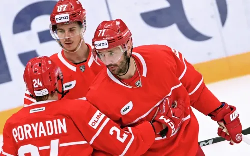 Ковальчук забил бывшей команде. Но спасать игру «Спартаку» было уже поздно