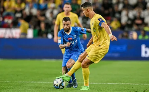 Малком оставил Роналду без трофеев. Криштиану вырубил соперника и чуть не врезал судье