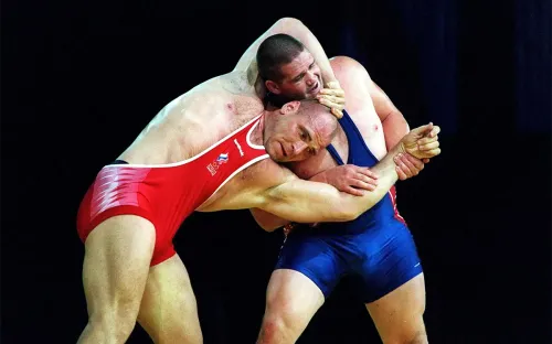 Фермерский недотёпа сразил великого Карелина. Президент США пригласил его в Белый дом