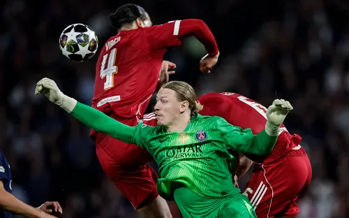 Сафонов — недооценённый герой вечера. Его игра на выходах добила примитивный «Ливерпуль»