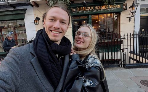 За спиной Сафонова не только ворота. Прорыв Матвея — заслуга особенной Марины