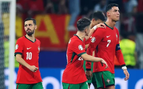 Роналду рыдал, Кошта тащил. Португалия чудом пробилась в четвертьфинал Евро
